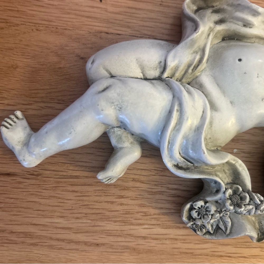 Vintage Cherub Angel Wall Hanging – Baroque Floral Décor - Picture 4 of 5